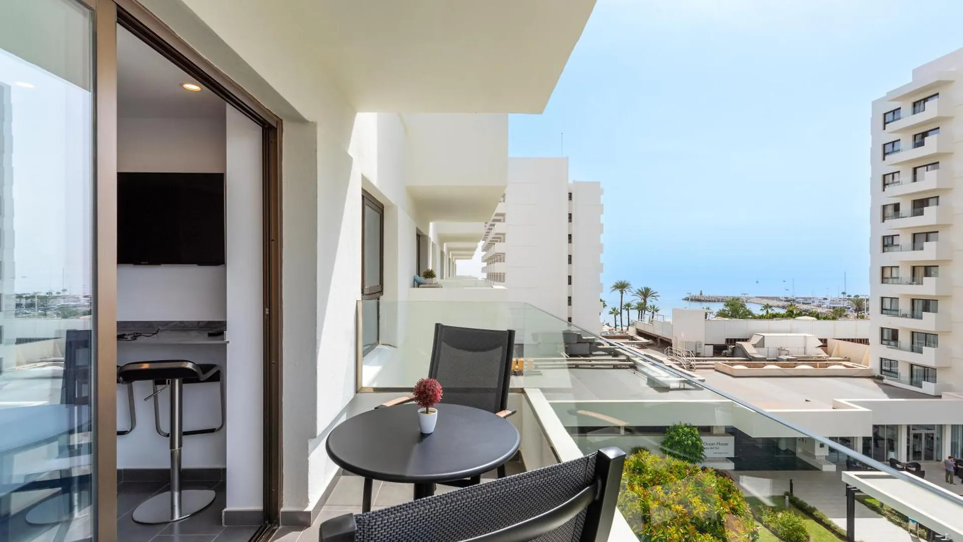 Wintowinrentals Executive Apt In Ocean House Complex Torremolinos Apartman