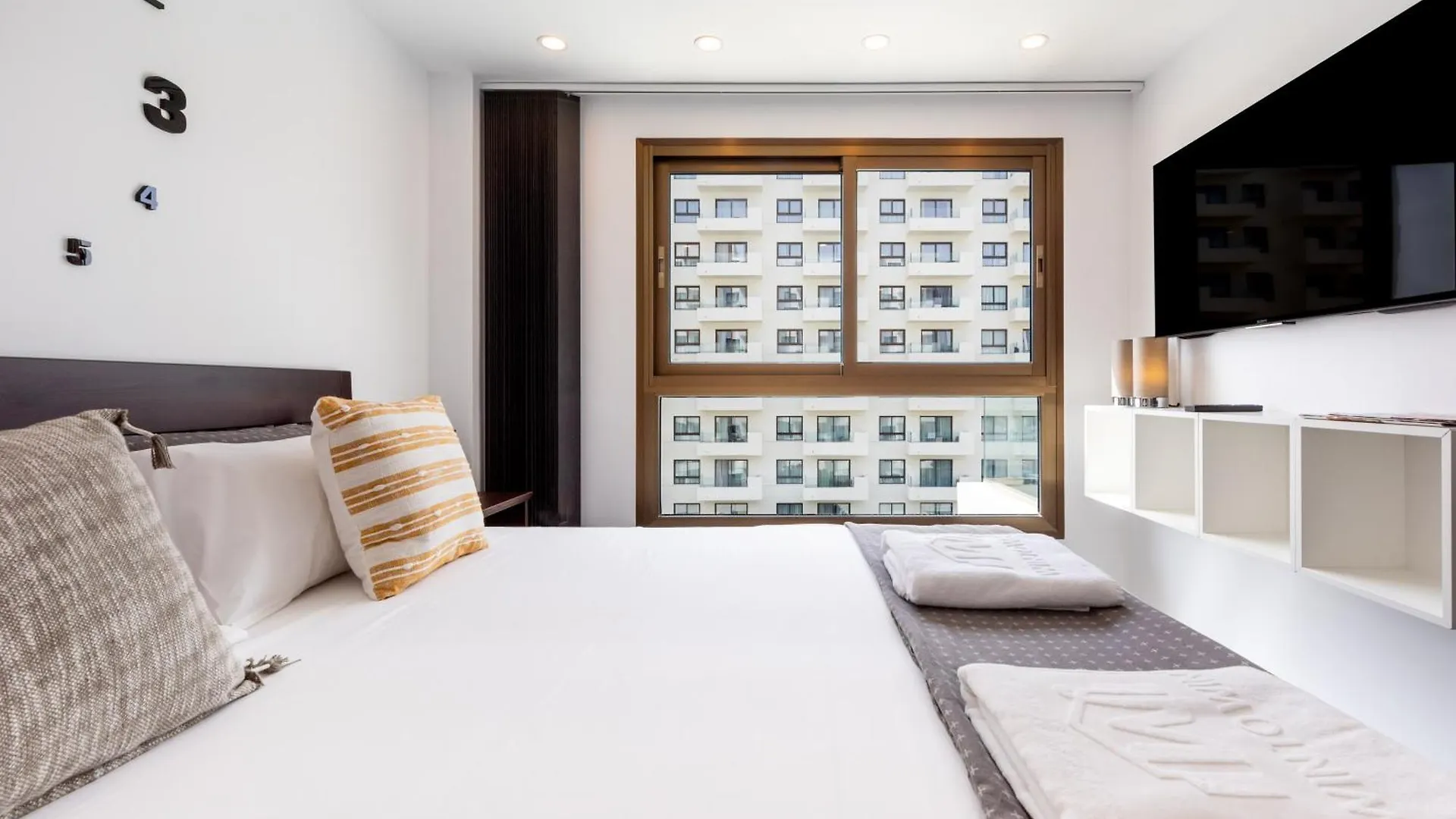 Wintowinrentals Executive Apt In Ocean House Complex Torremolinos Spain