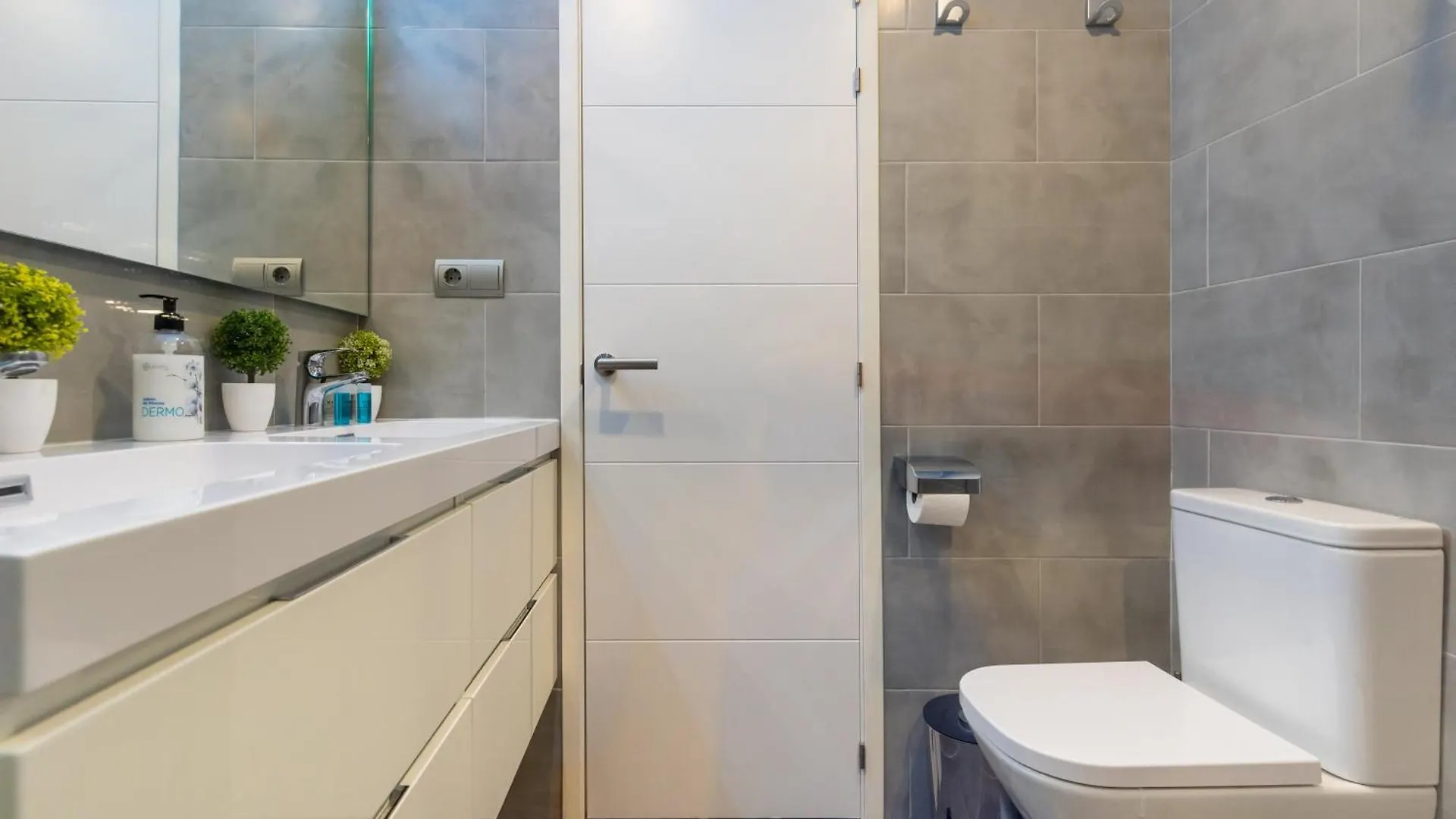 Apartment Wintowinrentals Executive Apt In Ocean House Complex Torremolinos