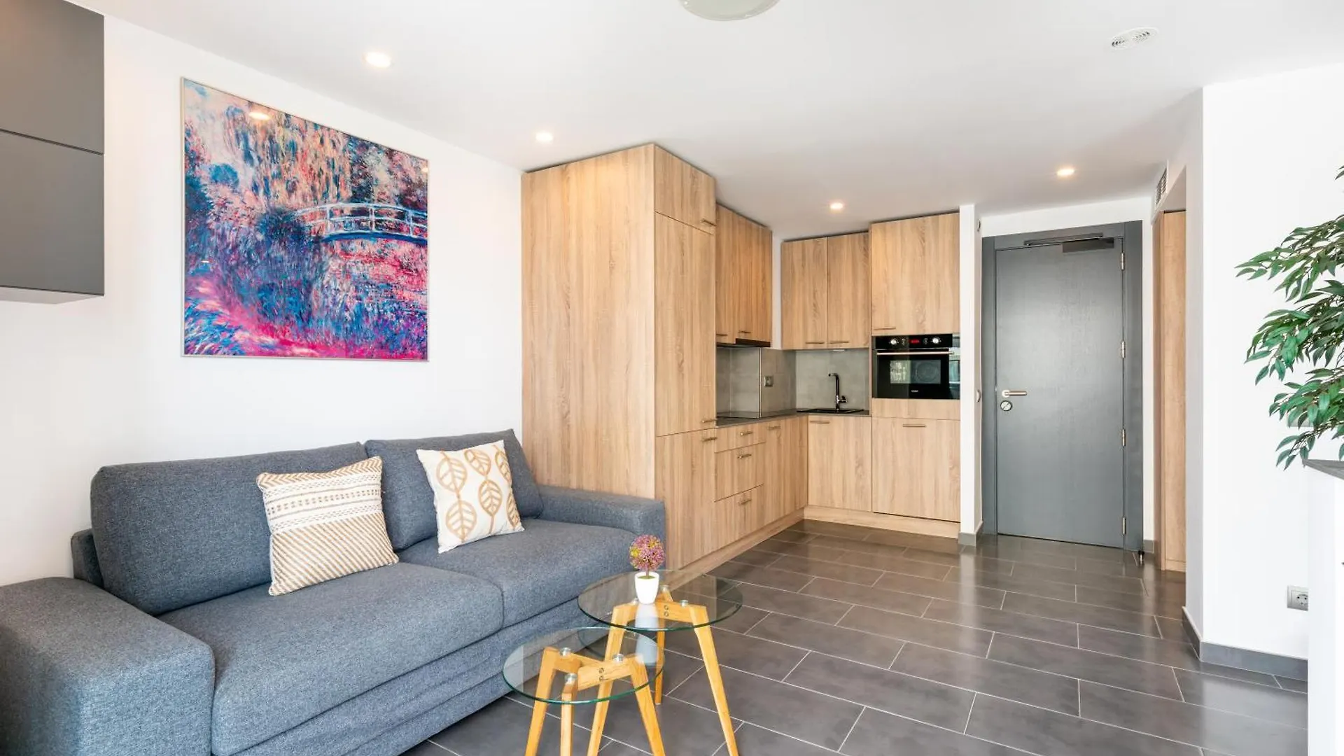 Wintowinrentals Executive Apt In Ocean House Complex Torremolinos Apartment