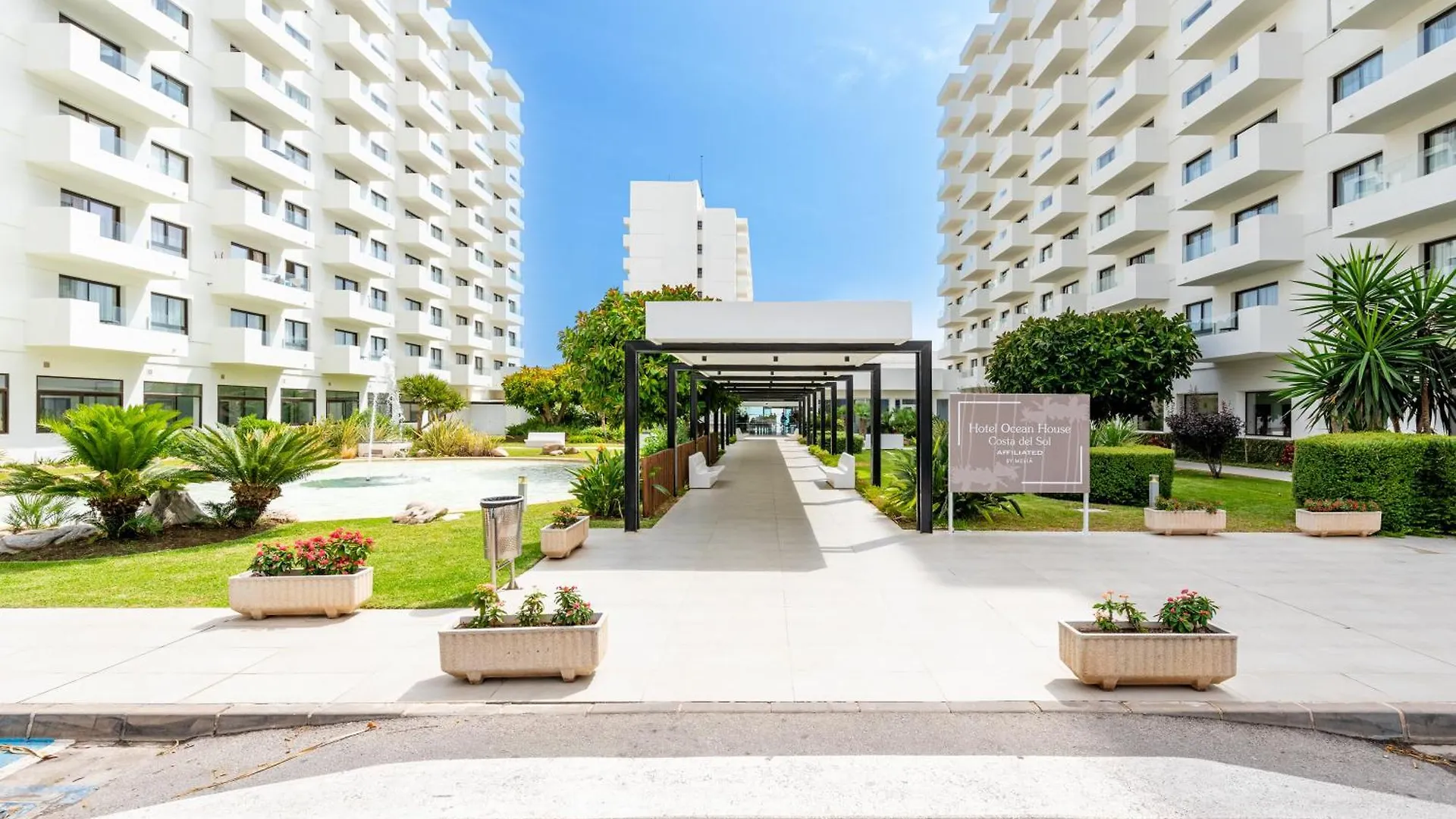 Apartment Wintowinrentals Executive Apt In Ocean House Complex Torremolinos